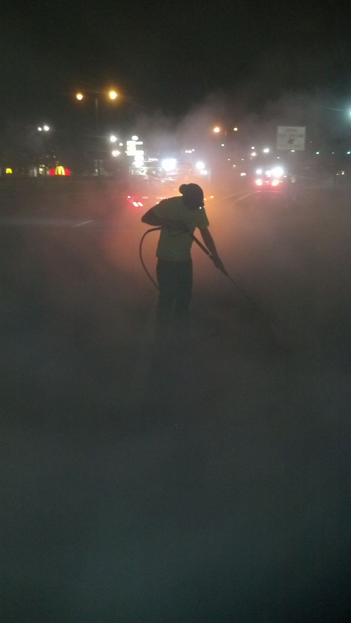 commercial pressure washing