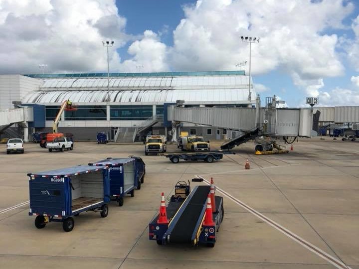 Jacksonville International Airport Roof Power Washing